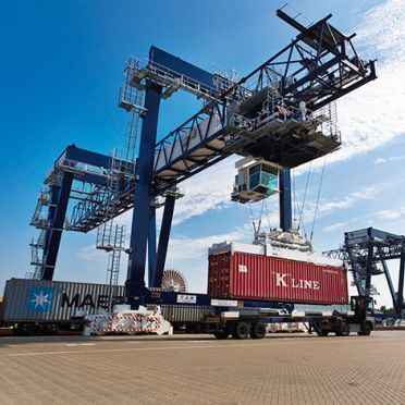 Gru di impilaggio per container su rotaie - RMG - Liebherr-International Deutschland - automatica