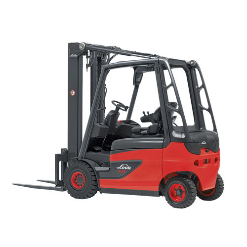 Carrello elevatore per porto - E20 – E35 - LINDE Heavy Truck Division - per stazioni marittime / Ro-Ro