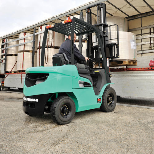 Carrello elevatore per cantiere navale - FD20-35N3 series - Mitsubishi Forklift Trucks