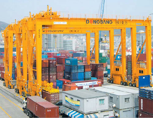 Gru di impilaggio per container gommata - RUBBER TYRED - 40 MT - Hyundai Samho Crane Division