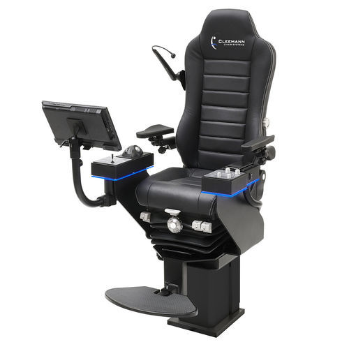 Sedile pilota - COMMANDER L  - Cleemann Chair-Systems - per nave / con braccioli / con posto di comando integrato