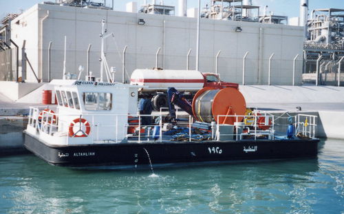 Barca professionale barca da lavoro - PollCraft  - Desmi - nave antinquinamento / catamarano / entrobordo