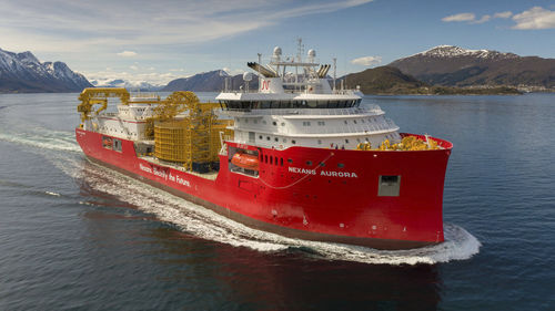 Nave posacavi - Nexans Aurora - ULSTEIN