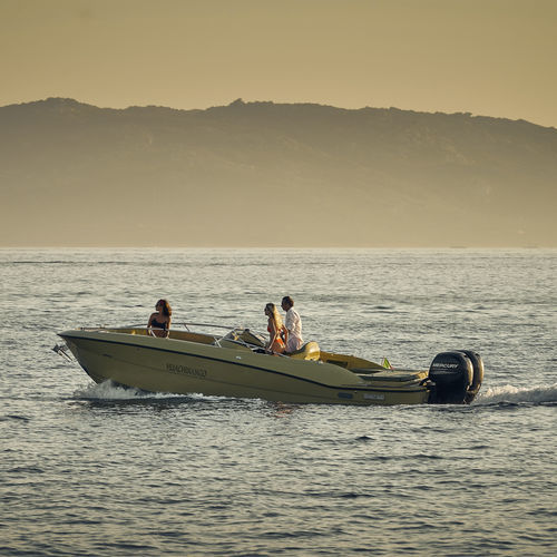 Barca open fuoribordo - Libra 750 - CLEAR - bimotore / con console centrale / max. 12 persone