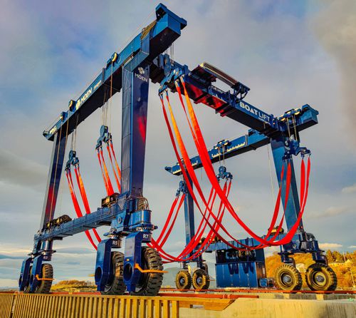 Travel lift controllato a distanza - BL220TLA-90°RC - BOAT LIFT - a ruote indipendenti / per carichi pesanti / regolabile in larghezza