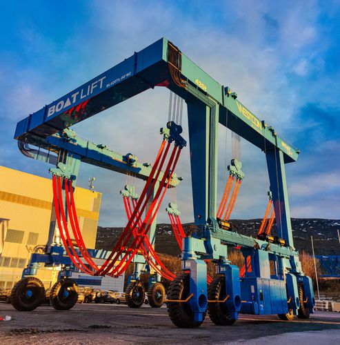 Travel lift controllato a distanza - BL420-TL90°RC - BOAT LIFT - a ruote indipendenti / per carichi pesanti / di sollevamento
