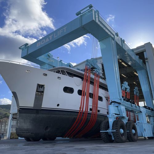 Travel lift controllato a distanza - BL720 TL-90°DSC - BOAT LIFT - a ruote indipendenti / di sollevamento