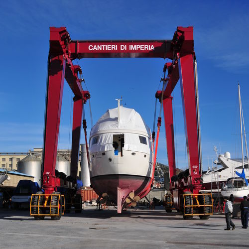 Travel lift controllato a distanza - BL200TL-RC - BOAT LIFT - a ruote indipendenti / di sollevamento