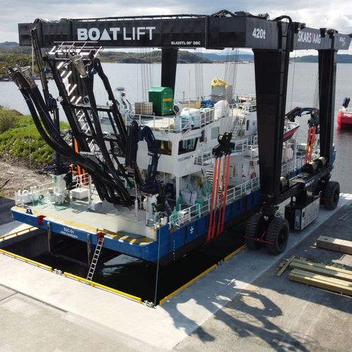 Travel lift controllato a distanza - BL420TL-90°DSC - BOAT LIFT - a ruote indipendenti / per carichi pesanti / di sollevamento