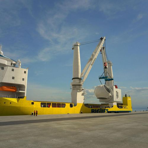 Gru per nave gru - Huisman - per carico pesante / con braccio impennabile / offshore