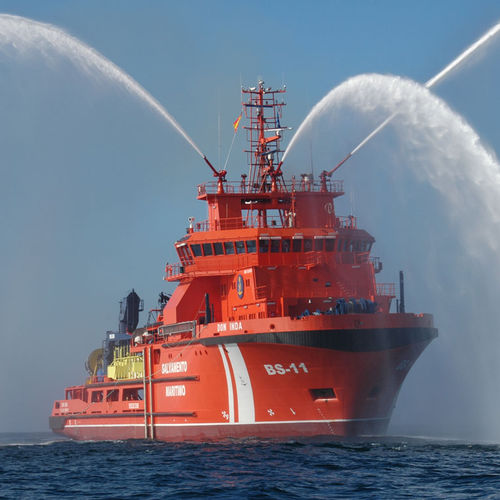 Nave polivalente anti-inquinamento - DON INDA - Astilleros Zamakona