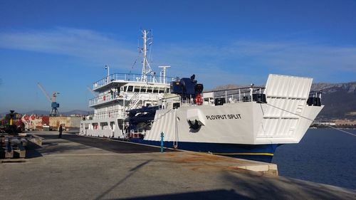 Nave cargo chiatta da lavoro - PLOVPUT SPLIT - Brodosplit Shipyard - in calcestruzzo
