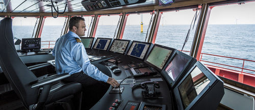 Nave di supporto offshore per parco eolico - ESVAGT FROUDE / FARADAY - Havyard Group