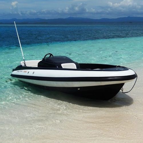 Gommone entrofuoribordo - 460 - Naumatec - semirigido / con console centrale / max. 6 persone