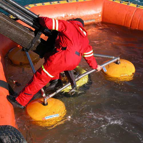 Skimmer per idrocarburi a stramazzo - Markleen Terra - per acque calme