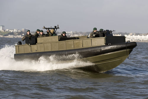 Barca professionale entrobordo a idrogetto - ORC - MCV - HolyHead Marine Services - in alluminio / gommone semirigido