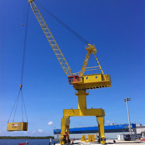 Gru portuale - Zhengzhou Dafang Bridge-machine Co. Ltd - per cantiere navale / con braccio / con braccio impennabile