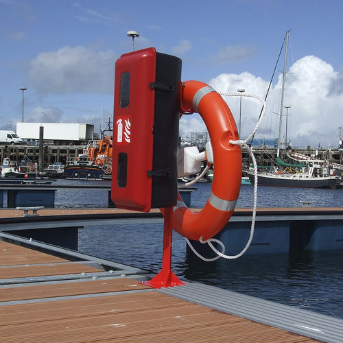 Colonnina antincendio - SOS - Marina & Holiday Park Solutions Ltd - RMCS - con illuminazione incorporata / per pontile / LED