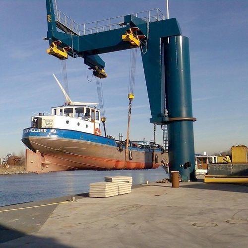 Gru per marina - SRC 4100 - SCHILSTRA BOATLIFT SYSTEMS - a bandiera girevole