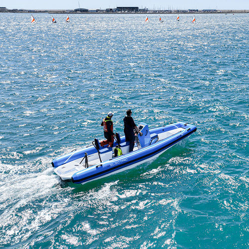 Gommone entrobordo - PULSE 63 - RS Sailing France - elettrico / RIB / con console centrale