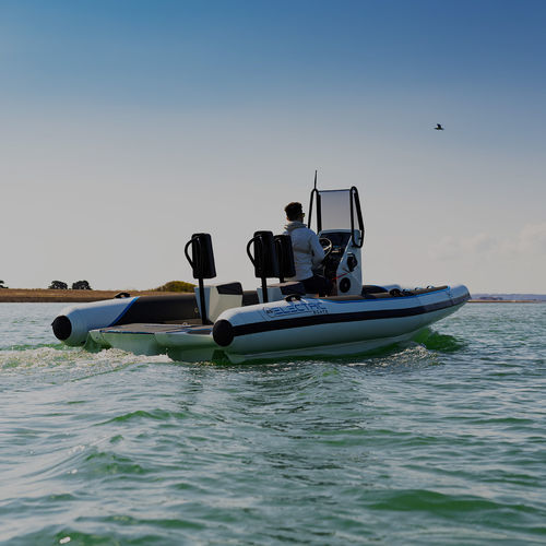 Barca professionale patrol boat - PULSE 63 - RS Sailing France - imbarcazione di servizio portuale / barca per acquacoltura / imbarcazione di servizio