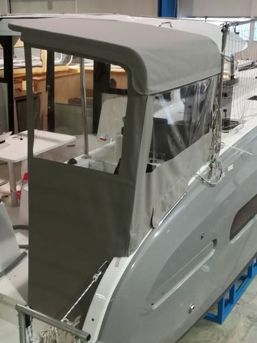 Chiusura da pozzetto per imbarcazione a motore - Excess 11 - B&acirc;bord - TTOP Nautic - per catamarano / per Excess