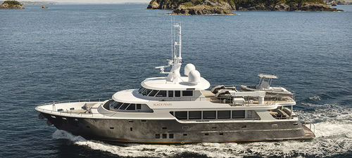 Super-yacht da charter - Black Pearl - LOMOcean Design - con fly chiuso / dislocante / in lega