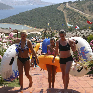 Materassino per parco acquatico flottante - INLINE BOAT 36" - 54" - MIRAI