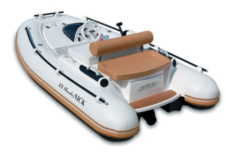 Gommone a idrogetto - 275 P.40 - Aermarine - semirigido / con console laterale