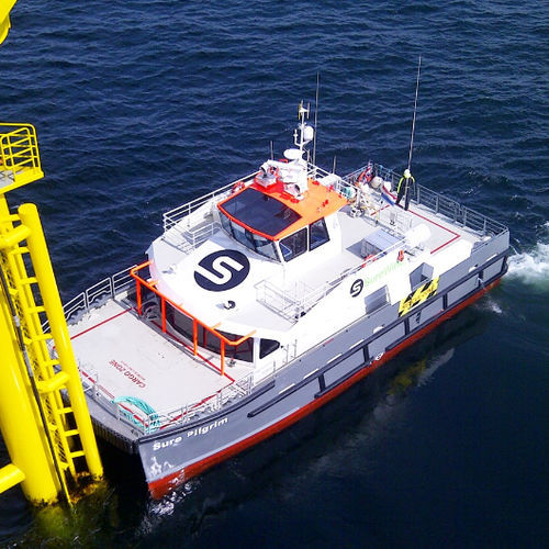 Barca professionale barca per trasporto equipaggio - Sure Pride - Incat Crowther - imbarcazione di servizio / catamarano / entrobordo