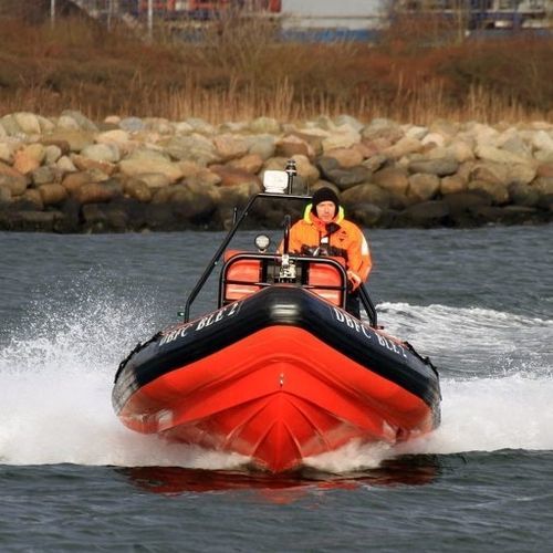 Gommone fuoribordo - 6.9M MULTI PURPOSE - Tornado Boats - bimotore / semirigido / con console centrale
