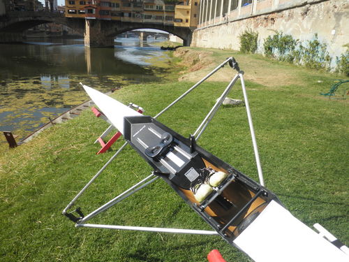 Barca da canottaggio da regata - Elite Series - SALANI costruzioni nautiche S.n.c. - skiff