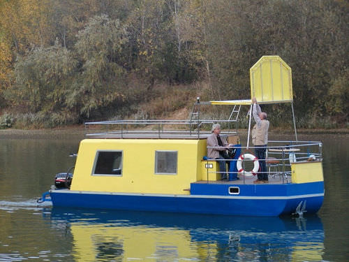Barca a motore house-boat fuoribordo - POHODA - MANDL - Living on Water, Ltd. - fluviale / con 2 cabine
