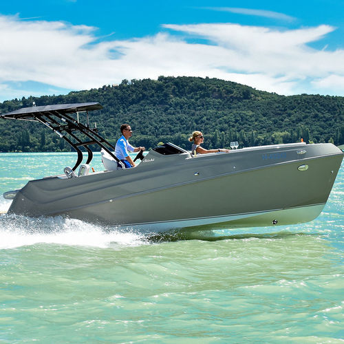 Barca open entrobordo - E-njoy 800 - Stickl Kft - elettrica / con console laterale / da crociera