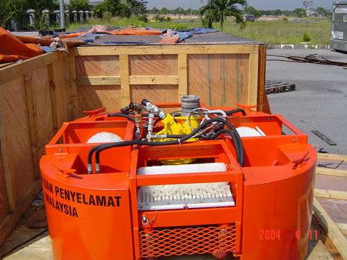 Skimmer per idrocarburi a spazzzola - Versatech Products - a disco / a tamburo