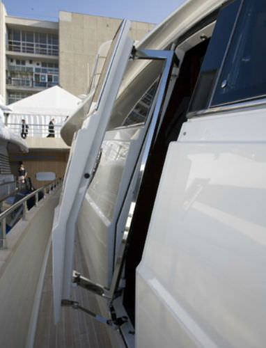 Porta scorrevole - Tecnoinox   - per yacht / a pantografo / in acciaio inossidabile