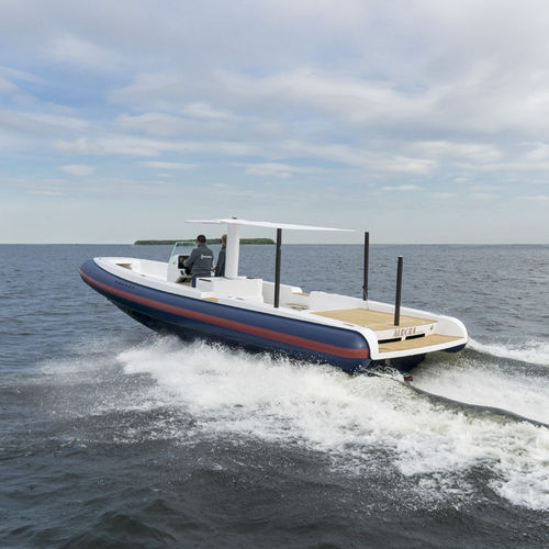 Gommone entrobordo - T/T Aurora - Xtenders - semirigido / con console centrale / open