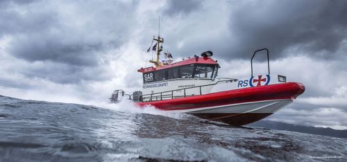 Barca professionale patrol boat - HB 1211 SAR - HUKKELBERG BOATS - nave di ricerca e salvataggio / idroambulanza / entrobordo a idrogetto