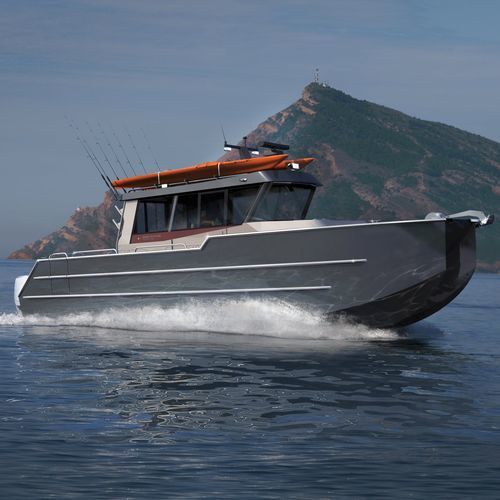 Cabinato fuoribordo - BM34  - Bering Yachts - bimotore / dislocante / hard-top