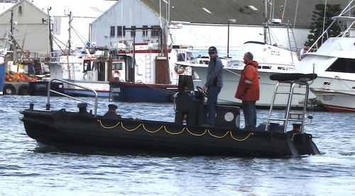Barca professionale barca da lavoro - Rhino 690 - Rhino Marine Products (Pty) Ltd - entrobordo a idrogetto / fuoribordo / in HDPE