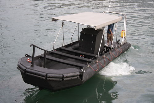 Barca professionale barca per trasporto equipaggio - Rhino 950 - Rhino Marine Products (Pty) Ltd - entrobordo a idrogetto