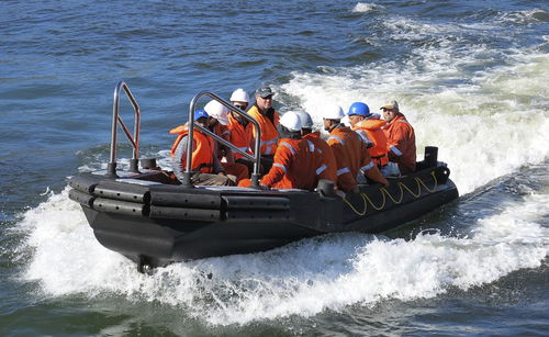 Barca professionale barca da lavoro - Rhino 600 EHD - Rhino Marine Products (Pty) Ltd - fuoribordo