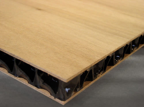 Pannello sandwich decorativo - Plyben™ - Bencore S.r.l.  - a nido d'ape / in legno