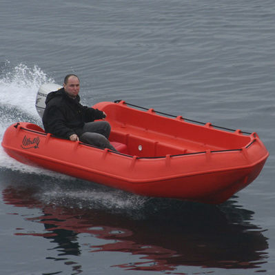 Lancia fuoribordo - 370 - WHALY BOATS  - open / con console laterale / da pesca sportiva