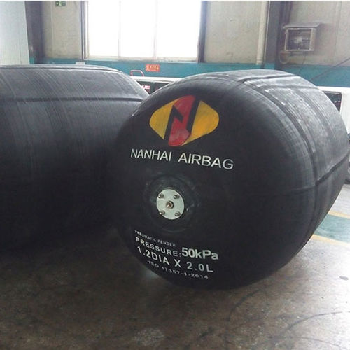 Parabordo per rimorchiatore - Sling Type - Shandong Nanhai Airbag Engineering Co.,Ltd - per nave / per banchina / cilindrico