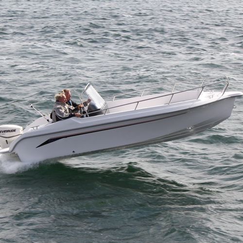 Barca open fuoribordo - SM21R - Mazury Sp. z o.o.  - entrobordo / con console centrale / da pesca sportiva