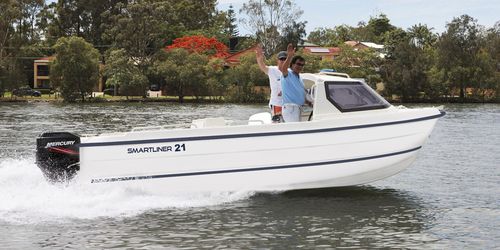 Barca da pesca e diporto fuoribordo - Cuddy 21 - SMARTLINER - con cabina di pilotaggio / in fibra di vetro / max. 7 persone