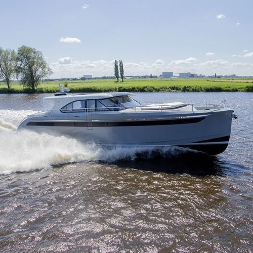 Motor-yacht da crociera - 56S PERFORMANCE - Steeler Yachts - hard-top / IPS / con 2 cabine