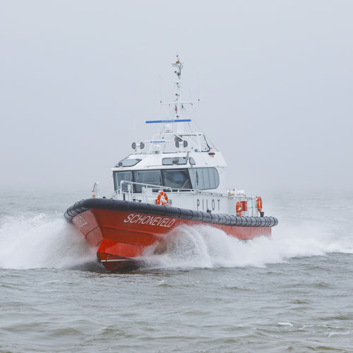 Barca professionale pilotina - 22 WP - Baltic Workboats AS - entrobordo / in alluminio / autoraddrizzante