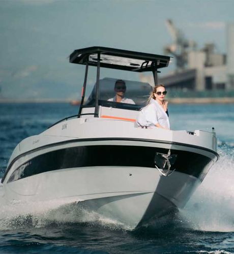 Barca open fuoribordo - NIREUS CL620 - LGK MARINE - con console centrale / max. 10 persone / con T-top